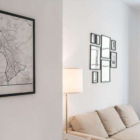 Moderno Apartamento Centro De Granada 2 Dış mekan fotoğraf