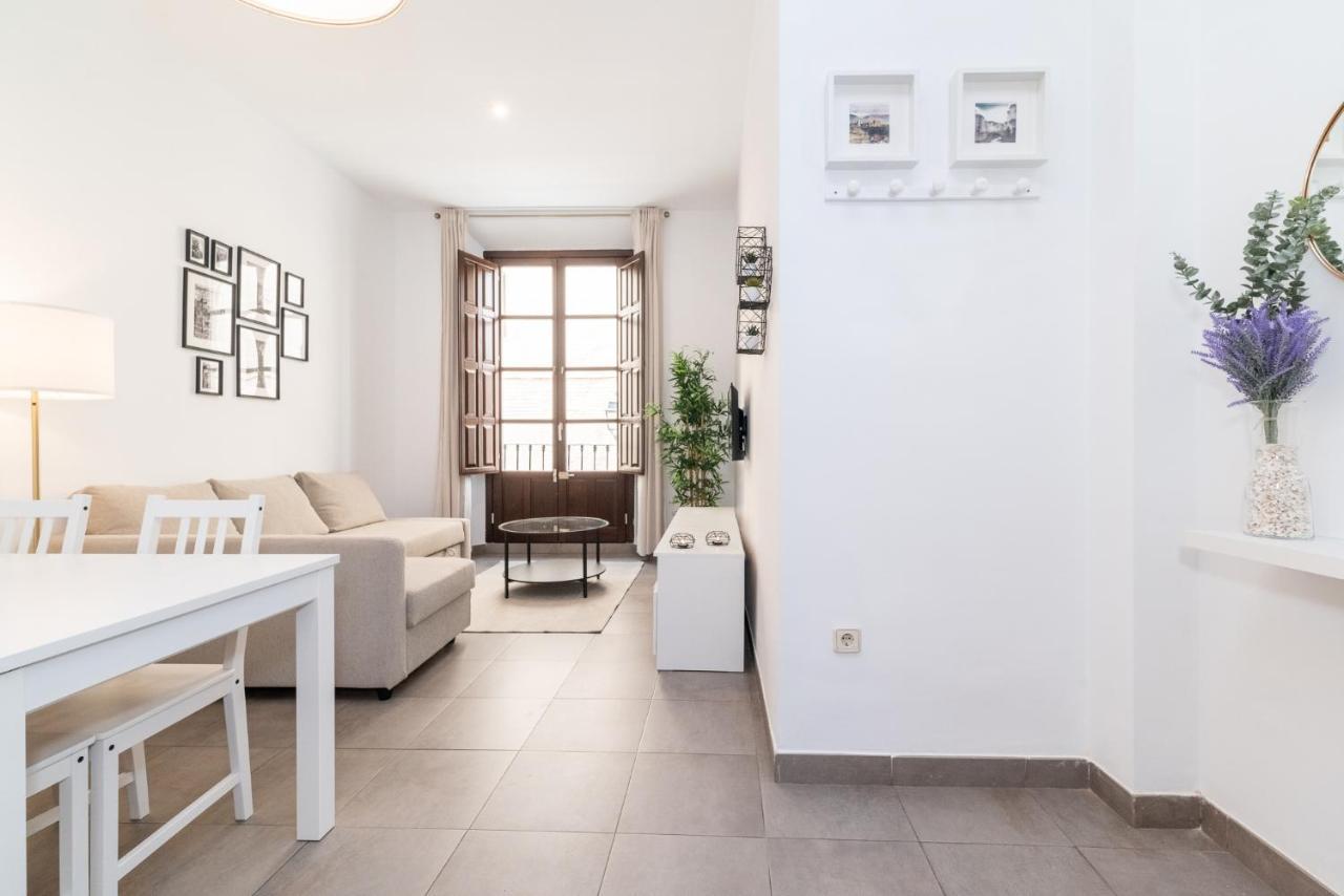 Moderno Apartamento Centro De Granada 2 Dış mekan fotoğraf